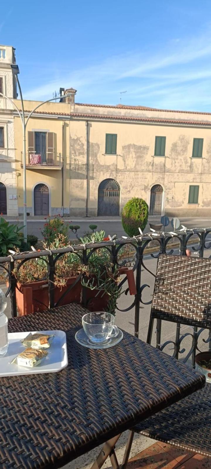 Velia'S Home Casa Vacanze B&B Castel Sant'Elia Luaran gambar