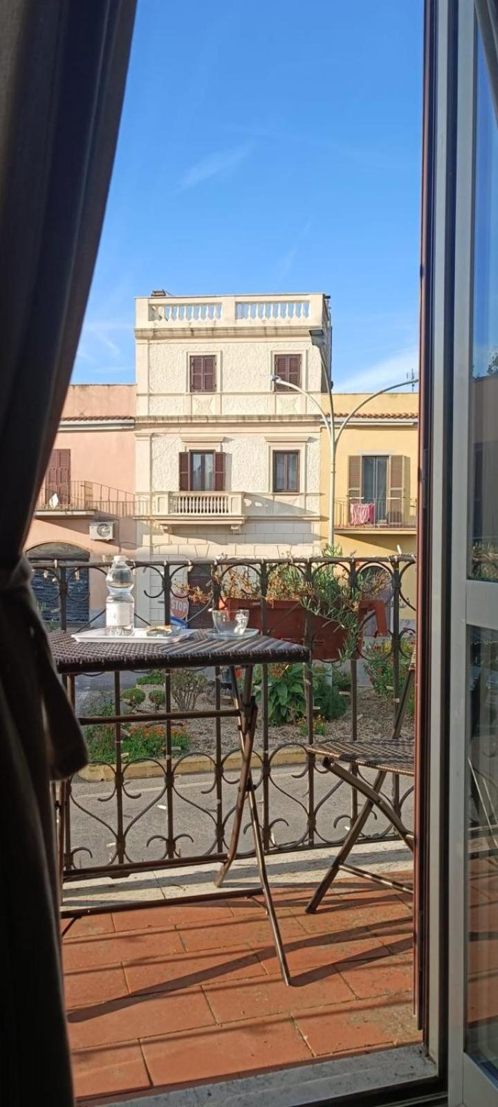 Velia'S Home Casa Vacanze B&B Castel Sant'Elia Luaran gambar